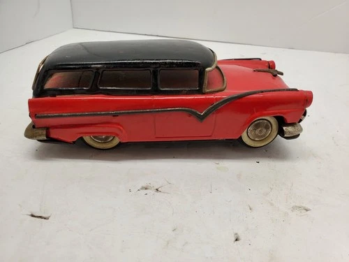 Vintage 1960's Japan Tin Friction Drive FORD Estate Station Wagon by Bandai LOOK