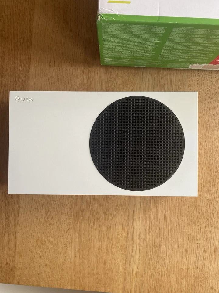 Microsoft Xbox Series S, Foto 2 von 5
