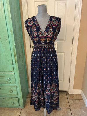 LAPOGEE, NWT, SLEEVELESS, LINED, V-NECK, SMOCKED WAIST, MAXI DRESS, MEDIUM
