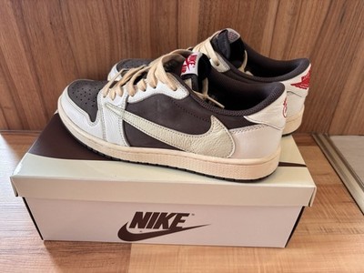 Travis Scott Jordan 1 low reverse mocha