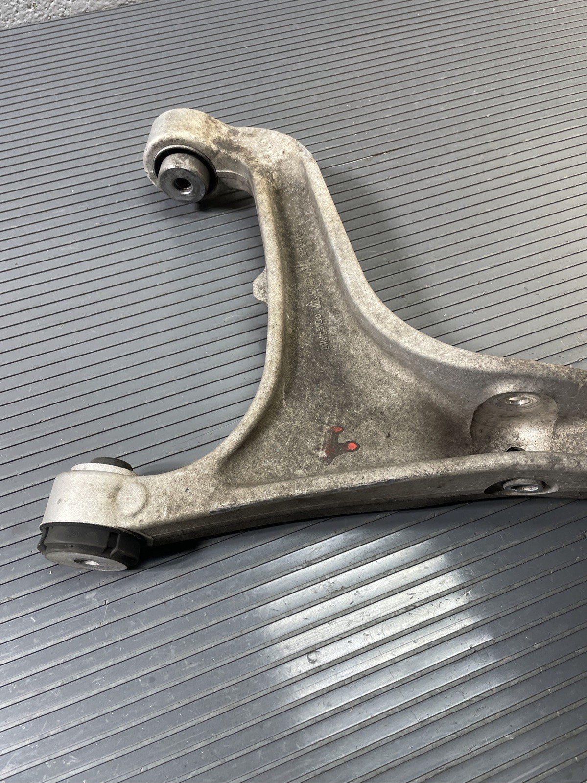 2013-2024 Maserati Ghibli M157 3.0L RWD Front Right Steering Knuckle 82K Mil OEM