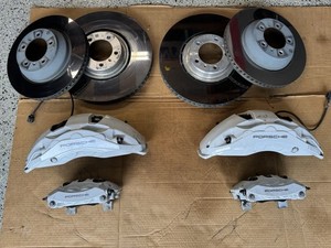 Porsche Surface Coated Brake Set  (PSCB) Cayenne Turbo (2019+) and Taycan Brakes