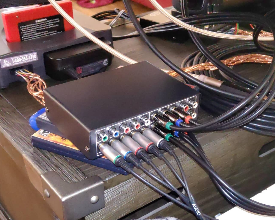 3 In 1 Out Component AV Video Switch Box, Composite 3 RCA AV Splitter ...
