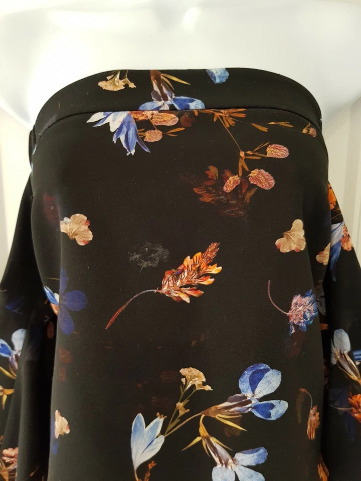 Womens Top Shop Petite Black Floral Cold Shoulder Cropped Boxy Bardot Top 10. - Image 2 of 4