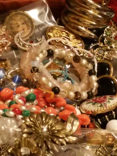 Vintage to Modern Costume Jewelry Wear Repair Craft Parts Fun 10+Pounds!*