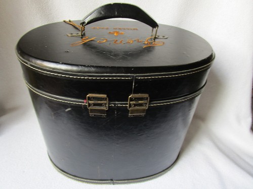 French Milled Soap Elegance Beauty Case Kunstleder Koffer schwarz bestickt - Bild 6 von 10