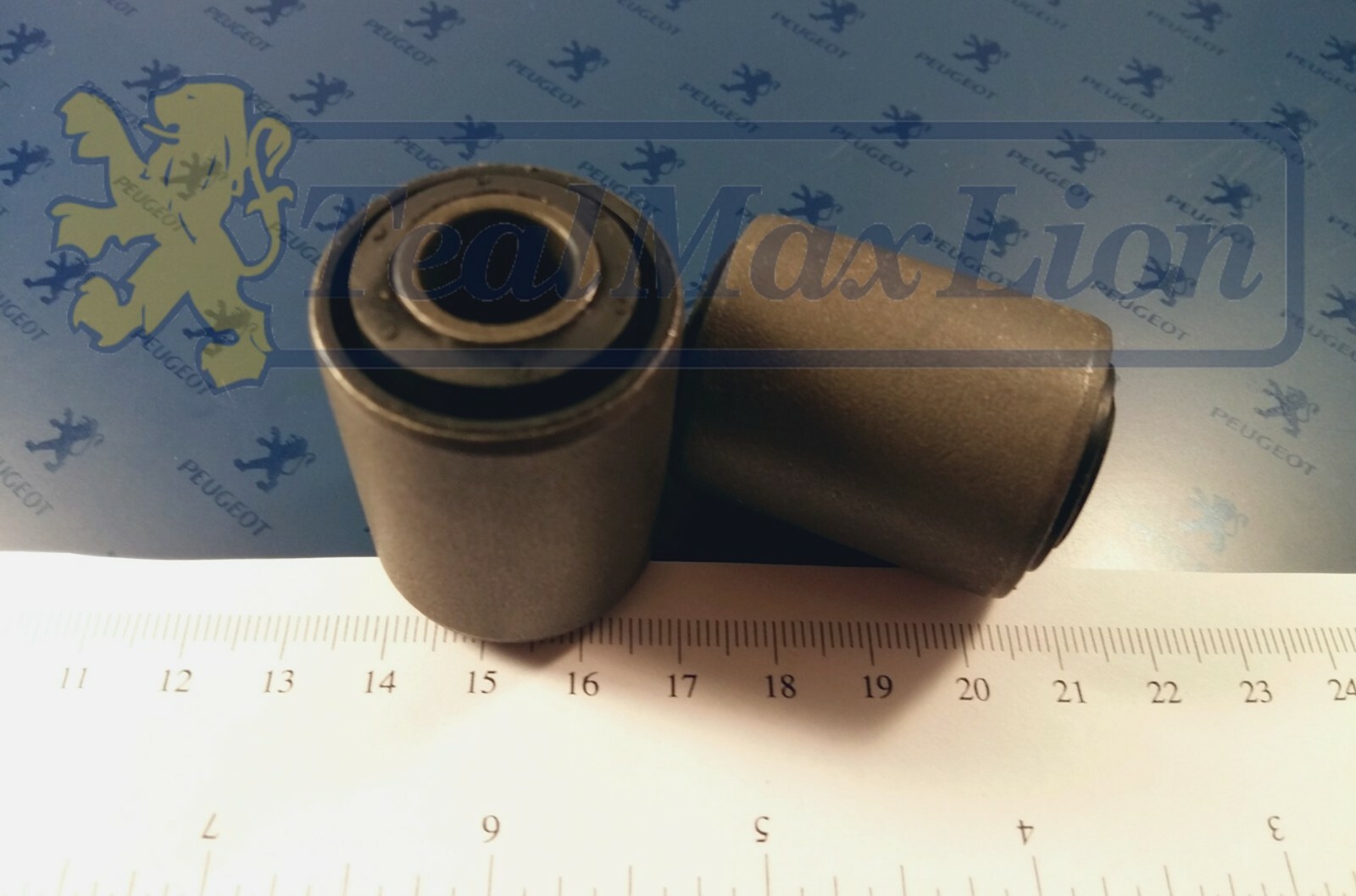 Barre stab AR Peugeot 504 505 404 : lot de 2 articulations 12x30x42x36 mm