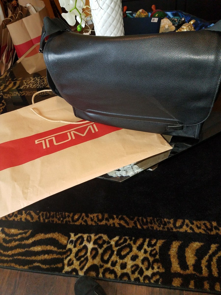 Brand New Tumi Harrison Matthews Leather Black Messenger Bag 
