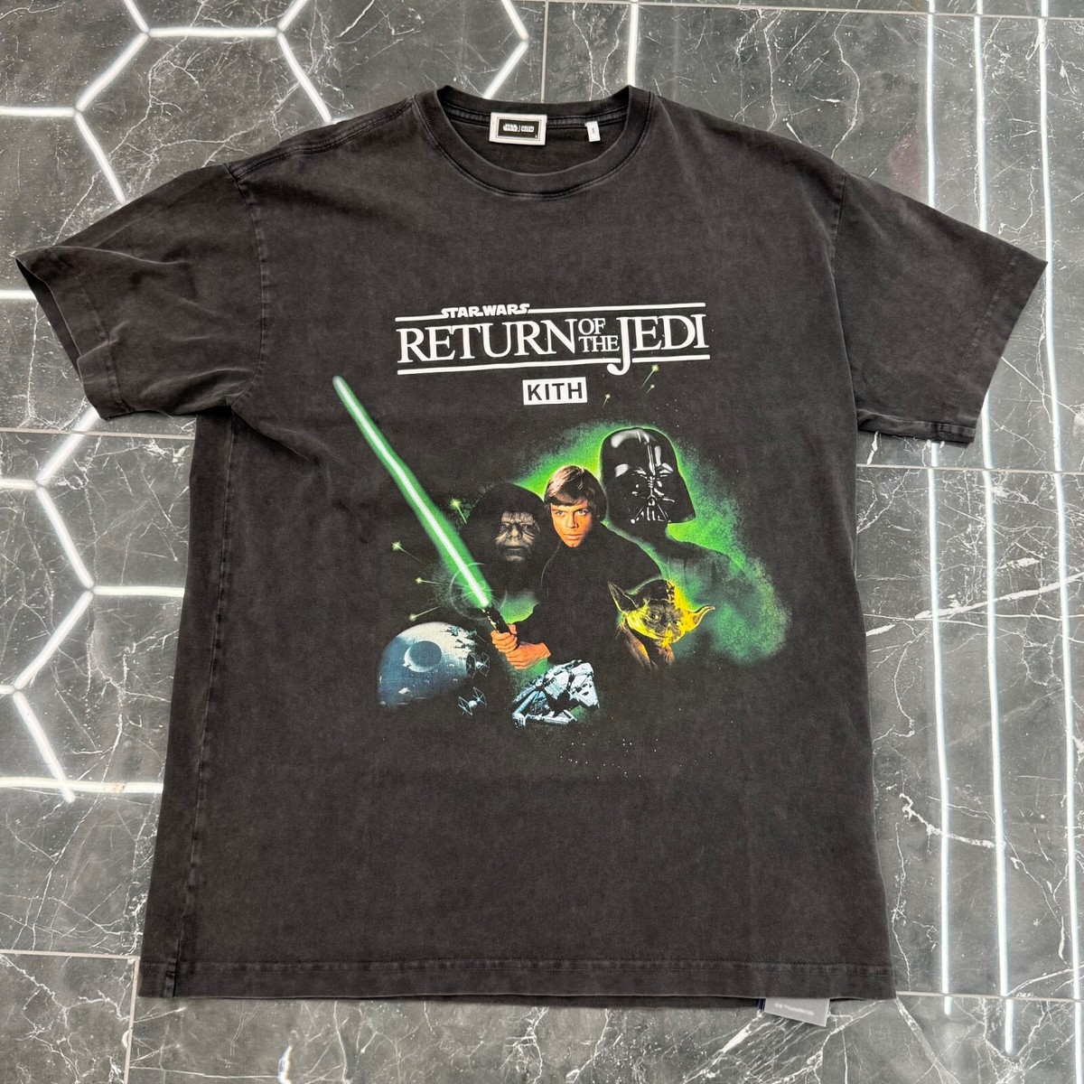 トップス Kith x STAR WARS Kids Luke Poster Tee L KITH x Star Wars Luke Poster Vintage Tee 'Black' KHM031029-001