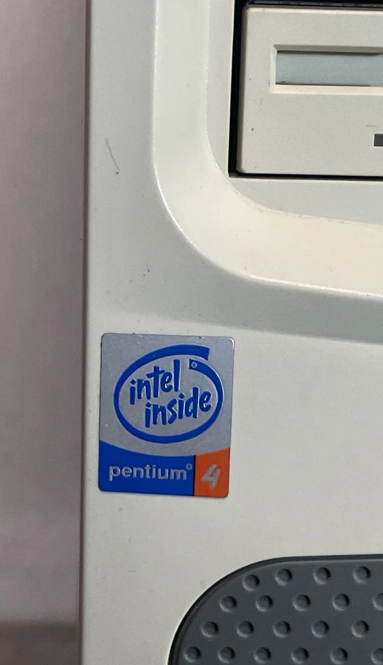 Gateway ATXSTF P04 700C Intel Pentium 4 Windows XP Desktop Vintage No HDD - Image 4 of 4