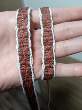 Board trim brown and red, hand woven wool board trim