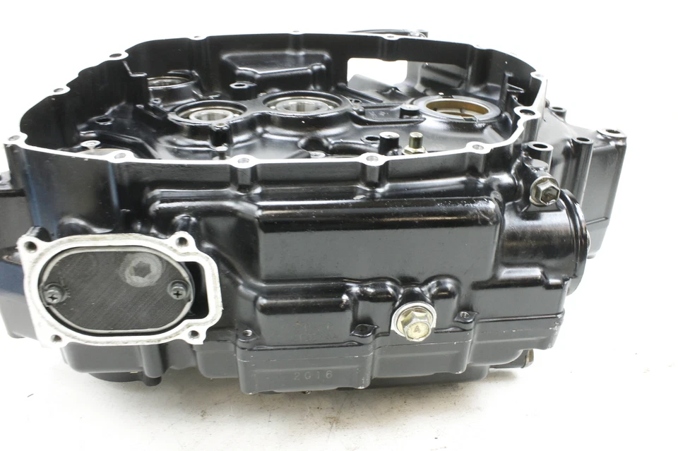 SUZUKI 2005 BOULEVARD 01-04 INTRUDER VOLUSIA 800 MOTOR CÁRTER MANIVELA Foto 4 de 4