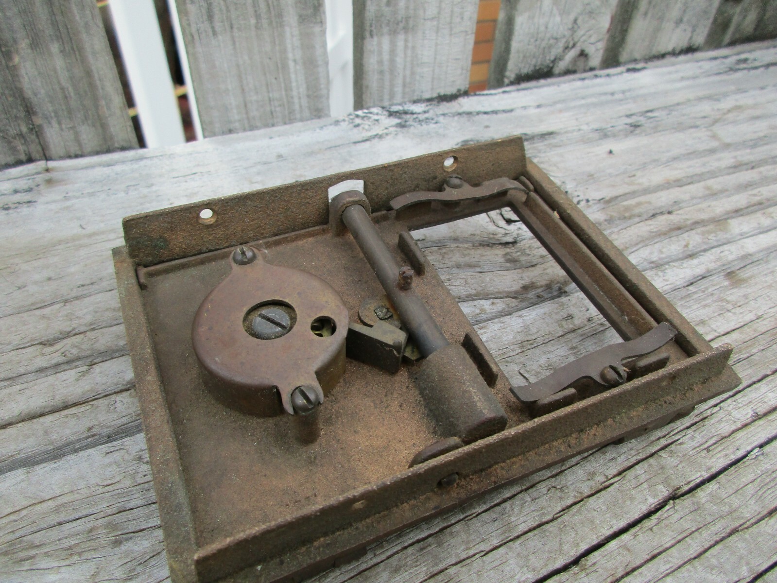 Picture 2 of 3