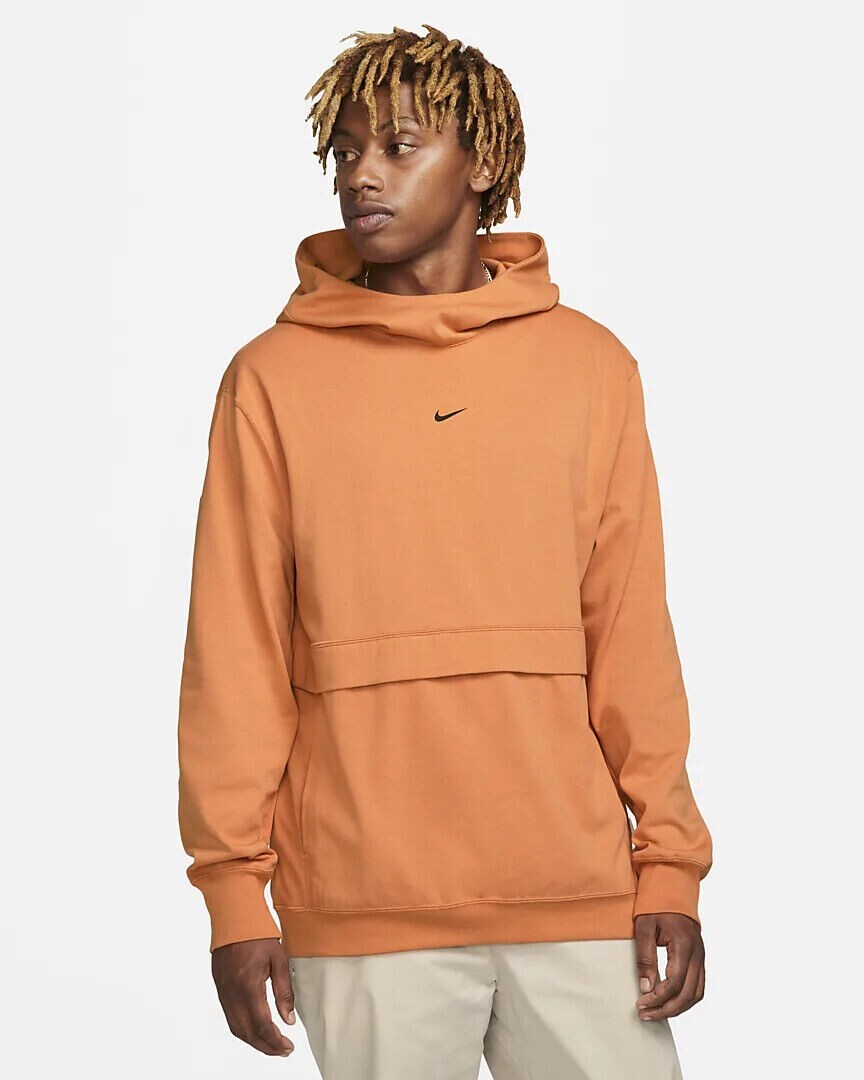 nike nsw essential hoodie