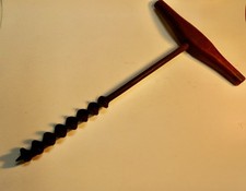 Tool Collectors: Antique One-Inch Hand-Held Auger, 17 Inches Overall  VG+ Cond.