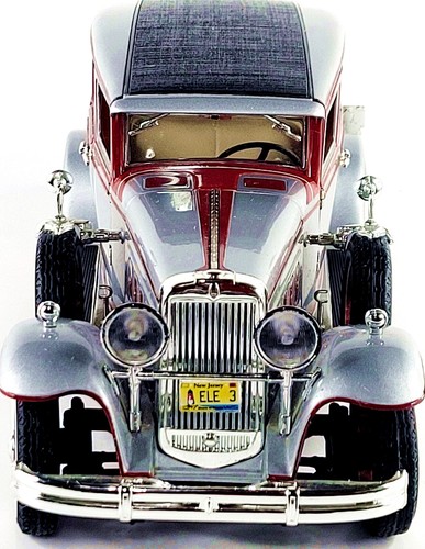ANSON Clásico Escala 1:18 Diecast Modelo 1931 Peerless ⬜ Plata / 🟥 Rojo - Imagen 14 de 16