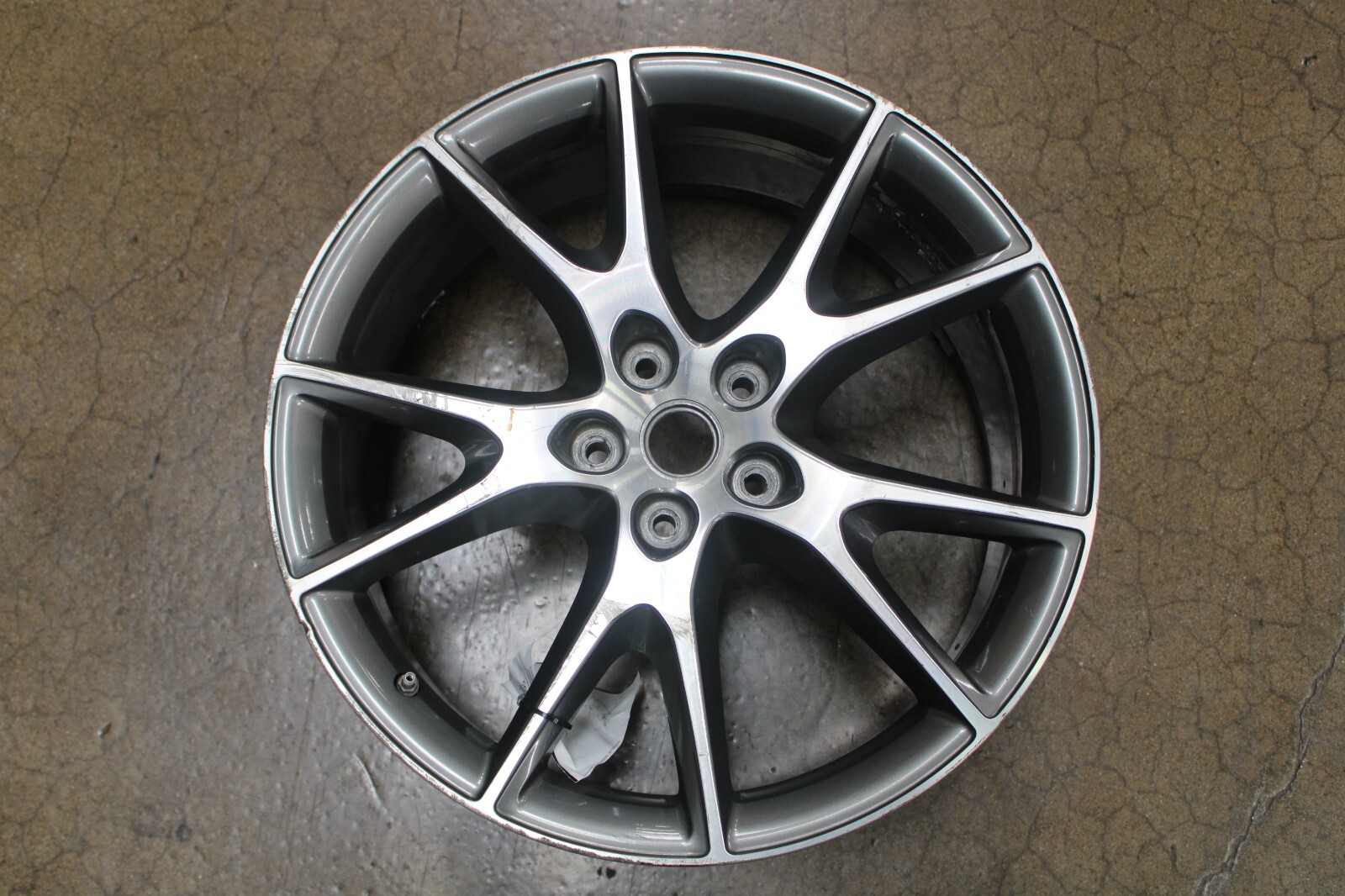 Ferrari California, Front Wheel 20", 10 Spoke, Used, Damaged, P/N 242156