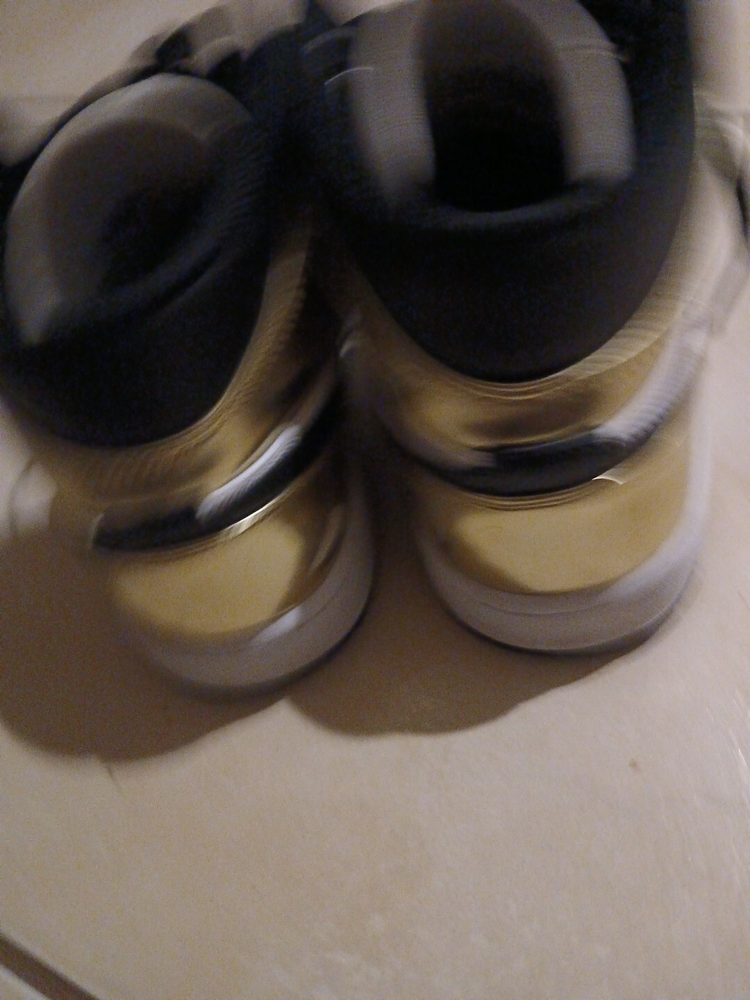 Picture 6 of 15