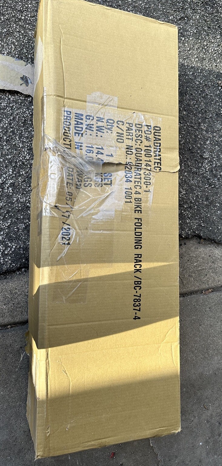 Quadratec 4-bike folding rack for Jeep Wrangler (NIB)