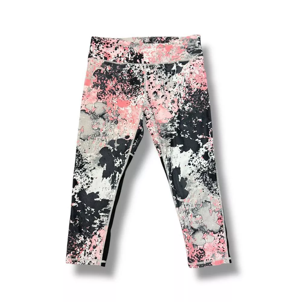 fabletics black splatter print athletic workout capri leggings