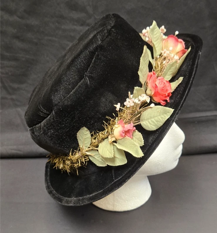 Beautiful Vintage Black Velvet Bucket Hat w/ Flowers & Nest Size 57cm/22in - Image 3 of 4