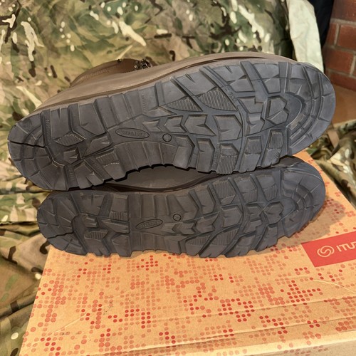 Iturri Men's Cold Wet Weather Goretex Walking Boots, Size UK 12M - Brand New - Picture 3 of 5