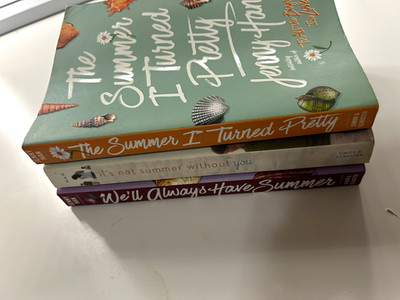 Jenny Han The Summer I Turned Pretty Trilogy Box Set, Simon & Schuster YA