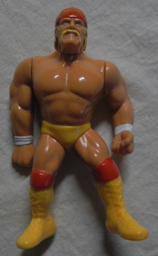 Hulk Hogan 5 Figure Spring Arm (not working) Red B...