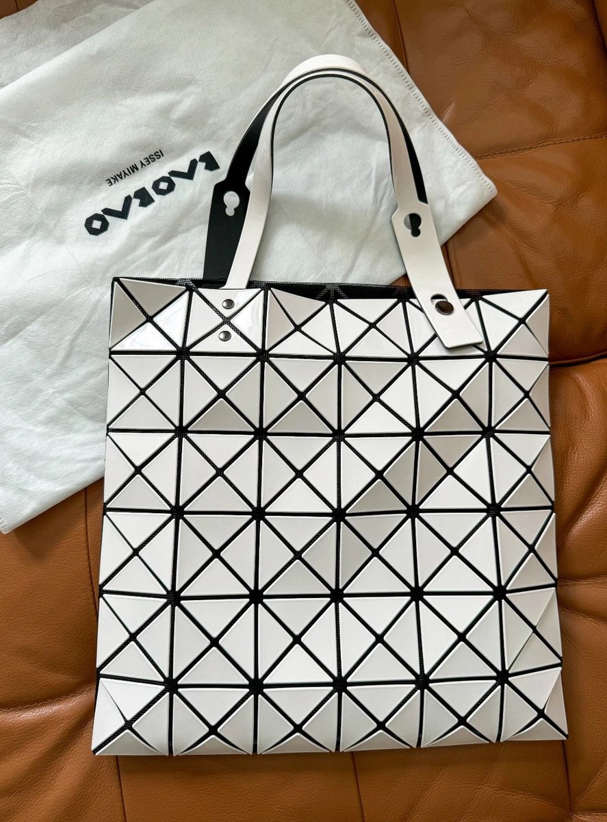 【ホワイトラージ】baobaoトートバッグ ISSEY MIYAKE Bao Bao White Bags & Handbags for Women for sale | eBay