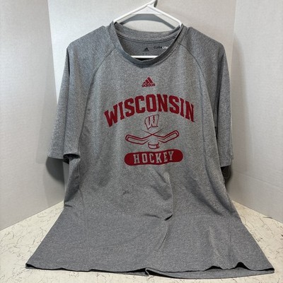 Wisconsin Badgers Hockey T Shirt Size M Gray Red Lettering
