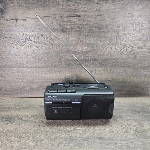 Vintage Retro SONY CFM-10 AM/FM Radio & Cassette Player Boombox Tested Works