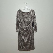 Jessica Howard Taupe  Silver Lace 3/4 Sleeve Sheath Dress Womens Size 14P New