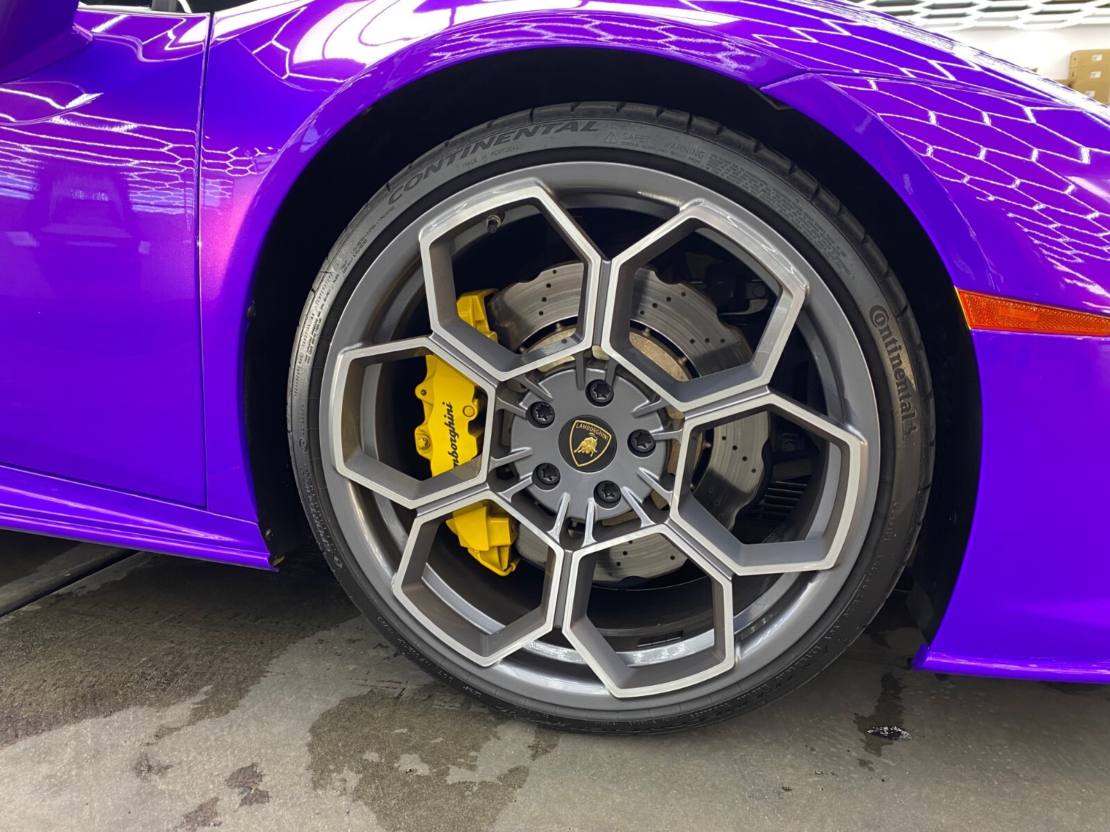 LAMBORGHINI HURACAN EVO FORGED WHEEL/TIRE PACKAGE  gmf NEW 20" upgrade