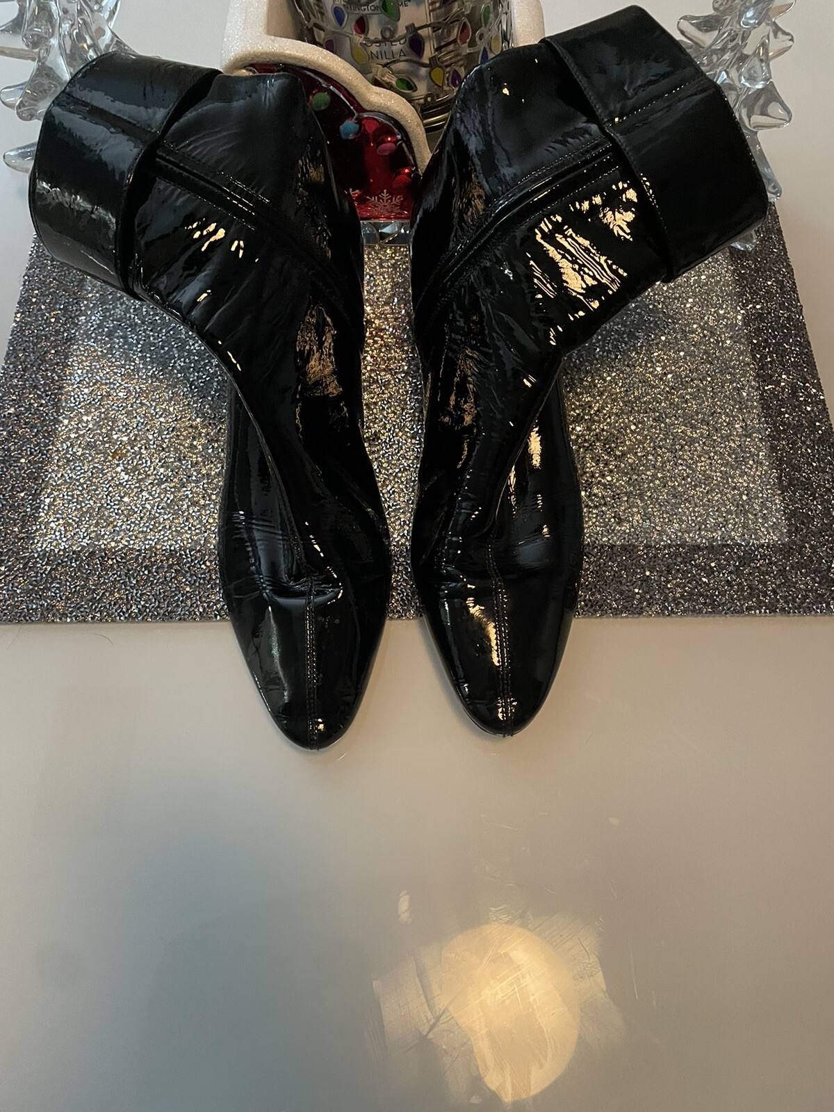 Stivaletti SAINT LAURENT Joplin in pelle verniciata con fibbia taglia US 9 in ottime condizioni!!!