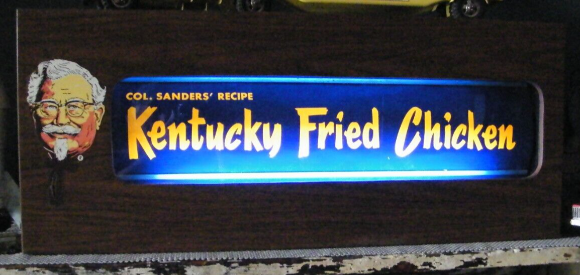 Vintage RARE Kentucky Fried Chicken KFC Colonial Sanders Rotating