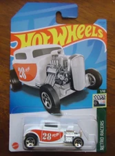 HOT WHEELS 2023  '32 FORD RETRO RACERS 7/10 ON INTL. CARD #124/250
