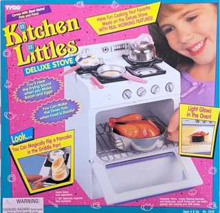 Vintage Tyco TM Kitchen Littles “Deluxe Stove” Released 1996 w/org. box