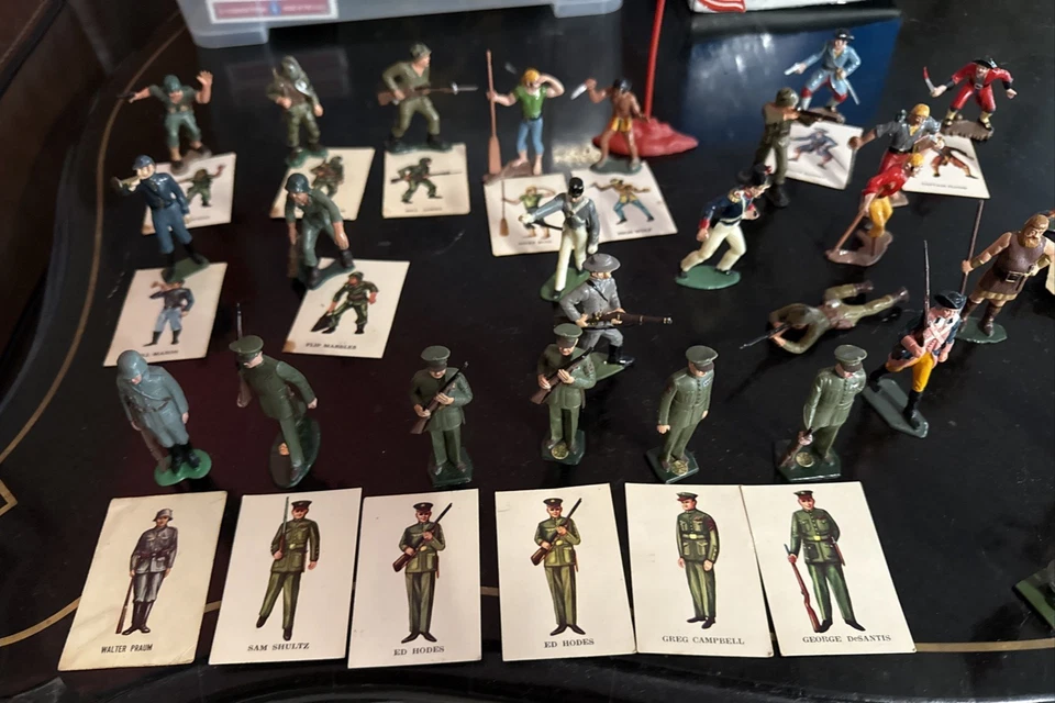 Warriors of the World Pirates Marx Figures 37Mixed Lot 19 cards 1 U.S.A Flag o# - Image 2 of 4