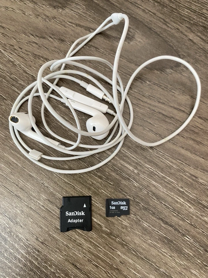 Takara Transformers Music Label Soundwave Spark Blue - with Bonus - Image 3 of 3