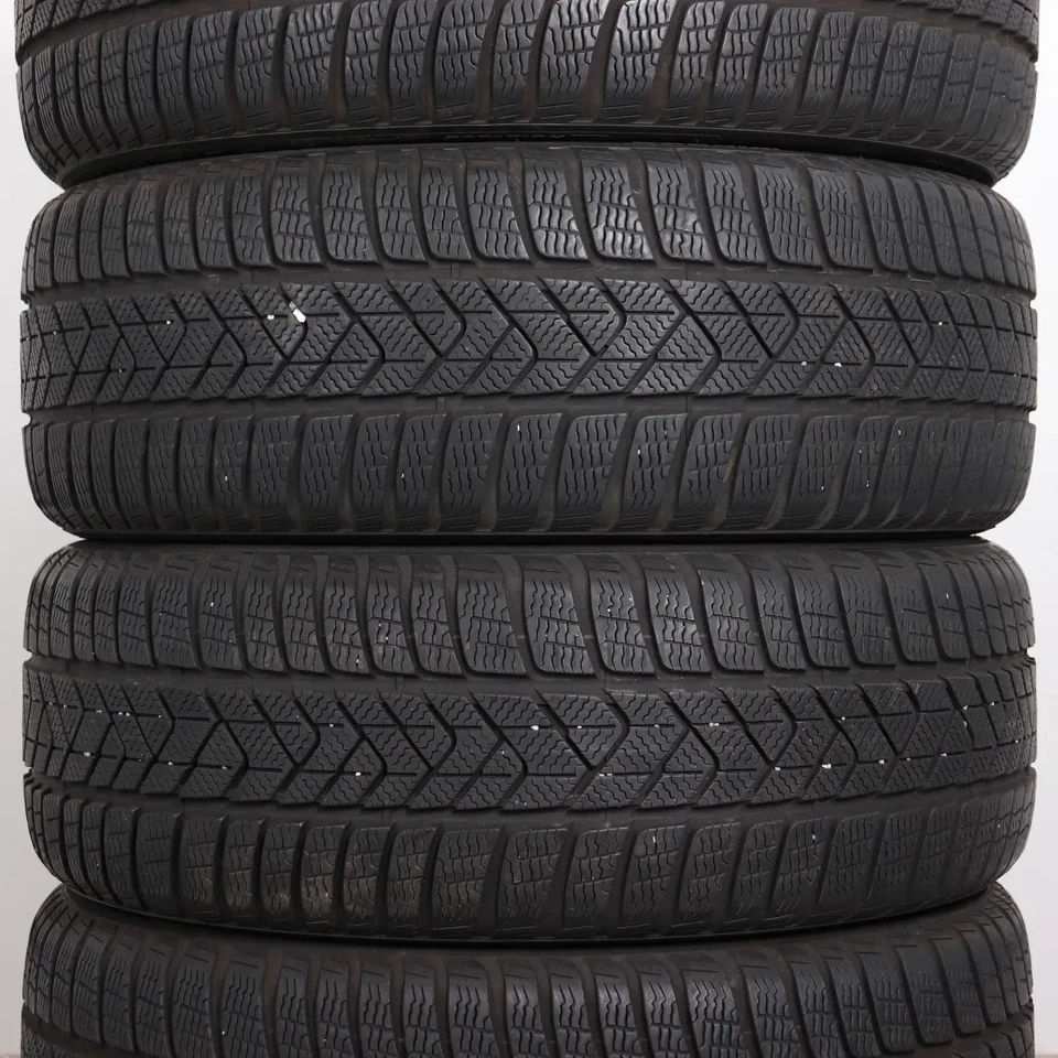 4x Winterreifen Pirelli Winter Sottozero 3 225/45R18 91H MO 5,5-6mm 2254518 - Bild 3 von 4