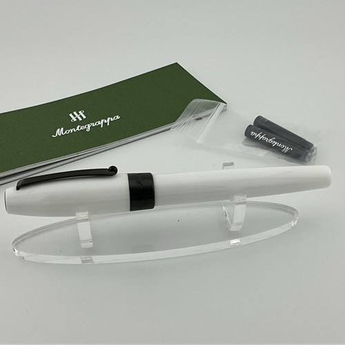 MONTEGRAPPA FORTUNA WHITE FOUNTAIN PEN NO BOX