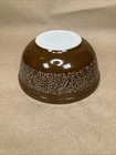 Vintage Pyrex Woodland Floral 2.5 Qt Nesting Mixing Bowl Dark Brown White #403