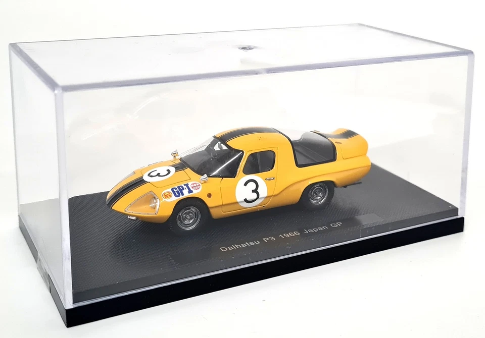 Carro modelo Ebbro 1/43 - Daihatsu P3 1966 Japão GP #3 amarelo fundido escala - Imagem 4 de 4