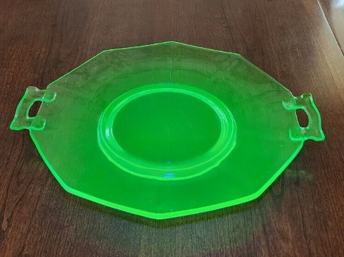 Vtg Green Uranium Depression Glass Octagon Platter Serving Plate With Handles