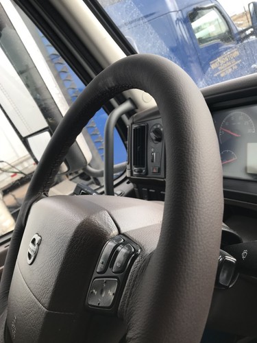 FOR LAND ROVER DISCOVERY 2 BROWN LEATHER STEERING WHEEL COVER BROWN DOUBLE STCH - Picture 3 of 3