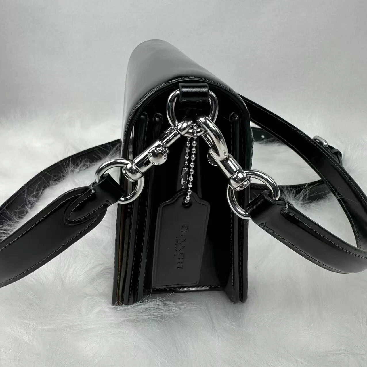 Borsa a tracolla Coach Quinn in pelle nero novità CY657 nuova con etichette