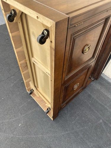 65704 Quality Mahogany Flip Top Bar Cart Server Cabinet - Picture 19 of 19