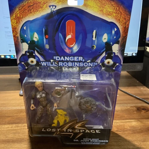 New TV SHOW Lost In Space “Danger, Will Robinson!” Cryo-Suit Dr. Judy Robinson