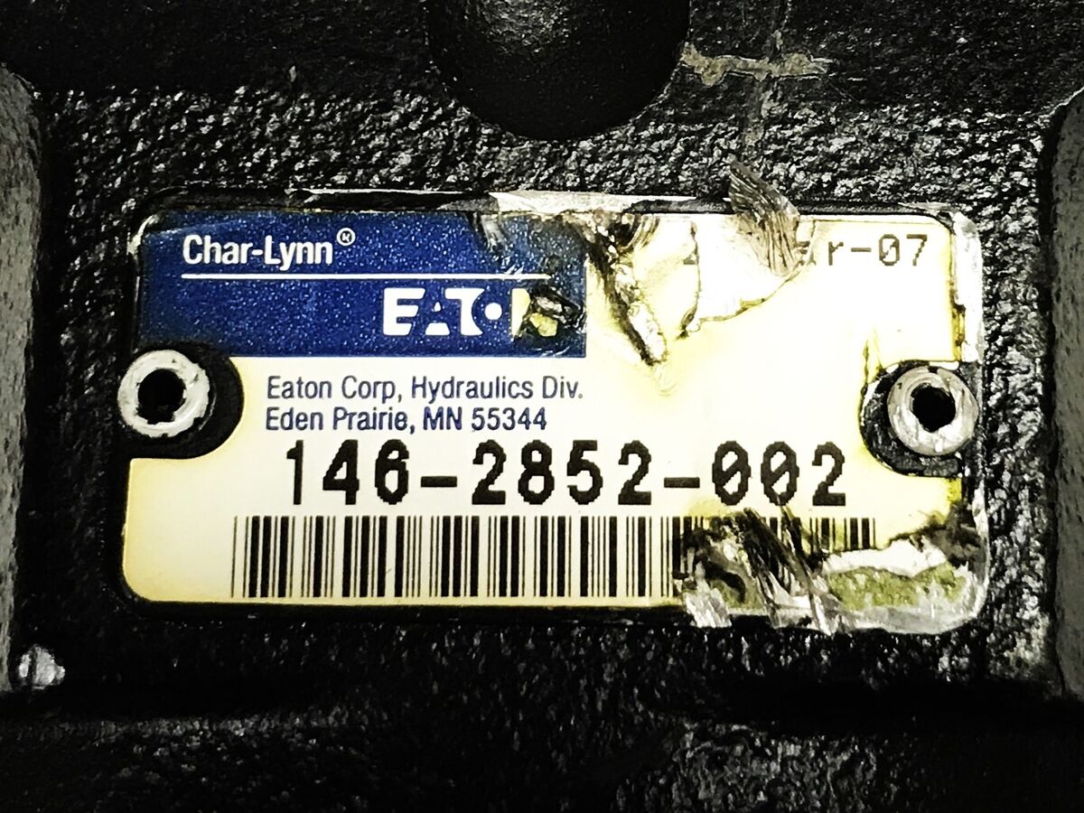 Eaton Char-Lynn R Series Hydraulic Motor 146-2852-002 USED Eaton Char-Lynn R Series Hydraulic Motor 146-2852-002 USED