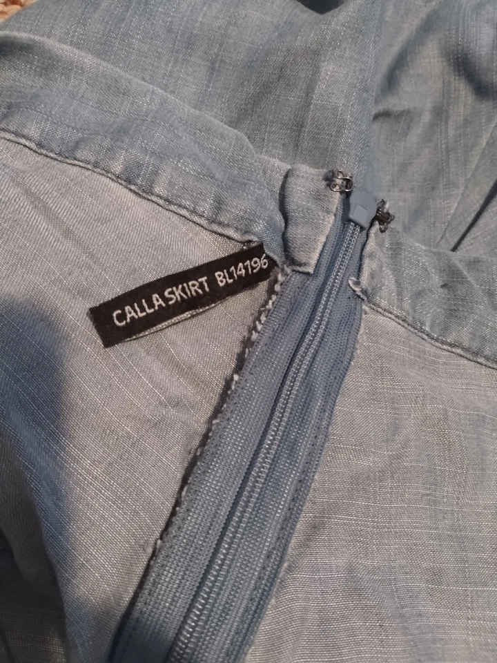 Falda vaquera Buffalo David Bitton L grande para mujer falda cala vaquera ligera Foto 3 de 4